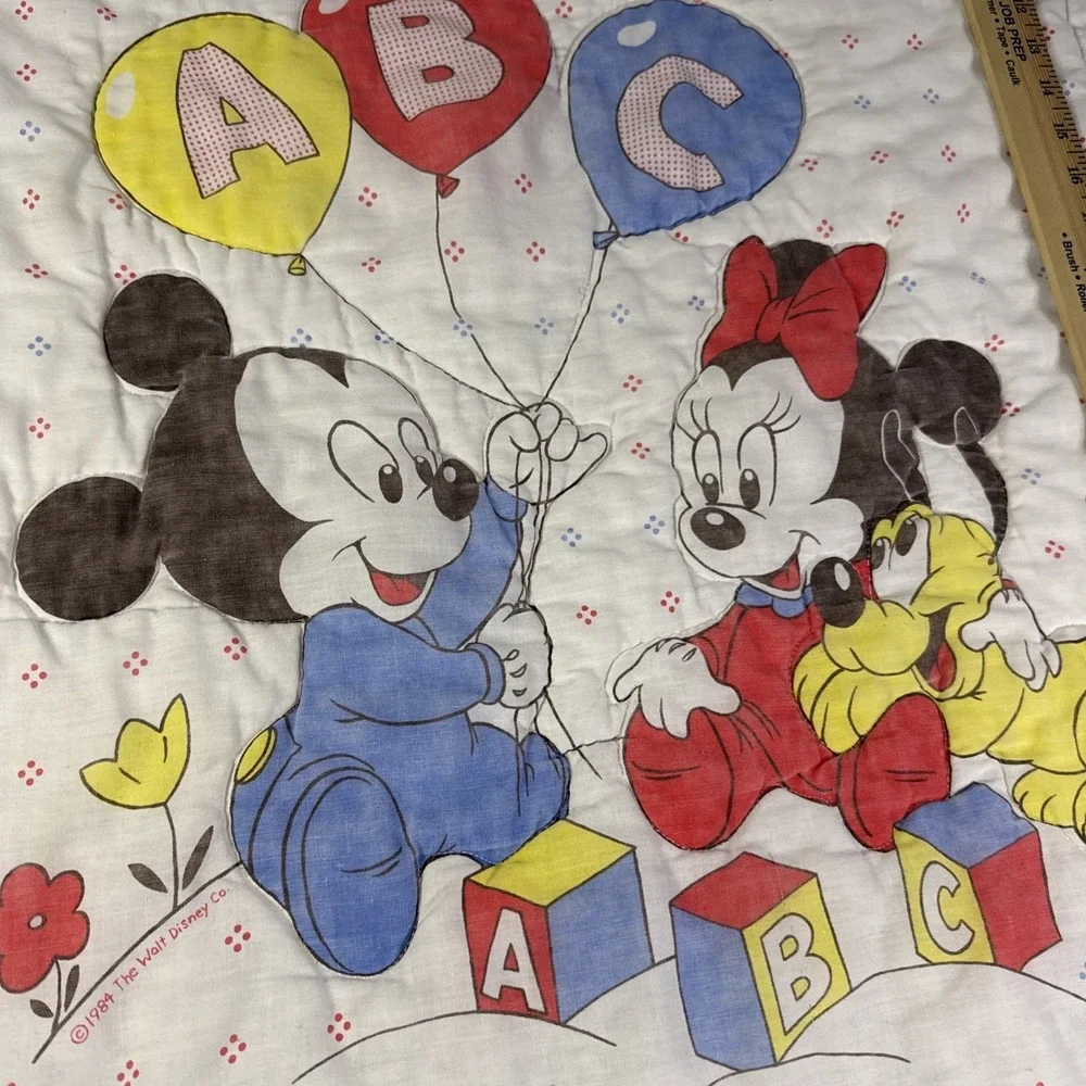 Vintage 1984 Dundee Disney Baby Crib Blanket Mickey Minnie Pluto Quilt USA 41x31